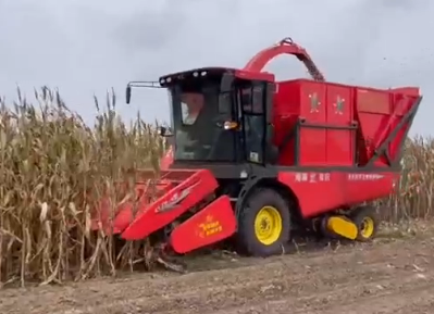 茎穗兼收收割机